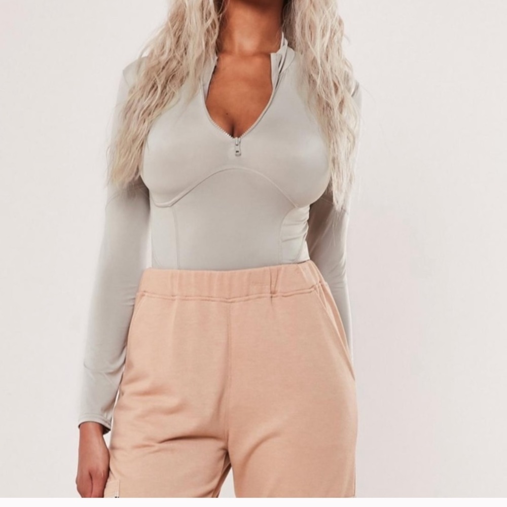 🌷2 for $40🌷 Nude Zip Longsleeve Bodysuit XS